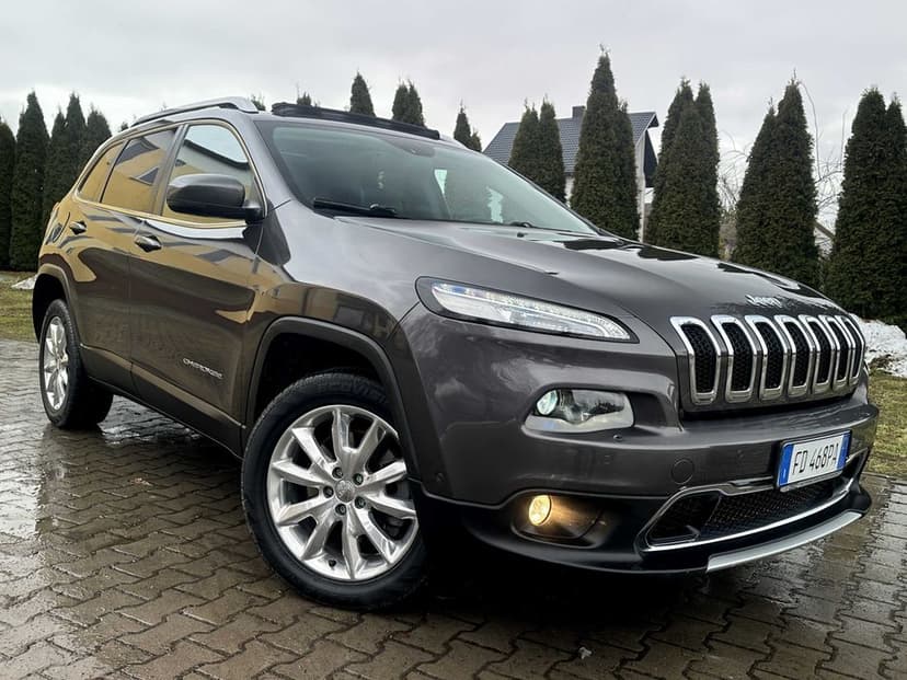 JEEP CHEROKEE LIMITED 2.0D 140PS 4x4 Bi-Xenon Panorama LED Kamera DvD