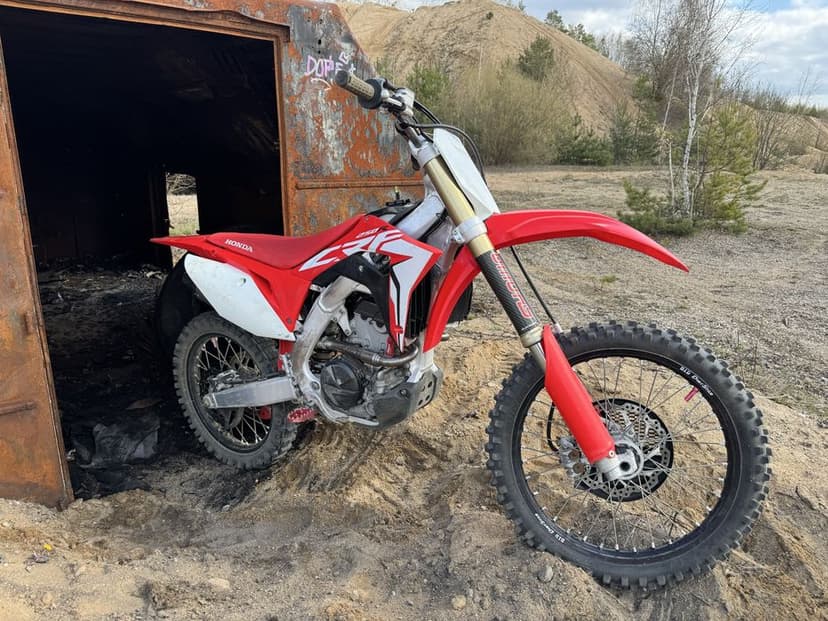 Honda CRF 250 R 2018 r. Wydech HGS 3 mapy zaplony. Rozrusznik