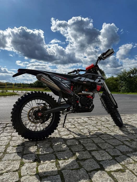 ASIX XT 97, 2025 ROK, 300cm3