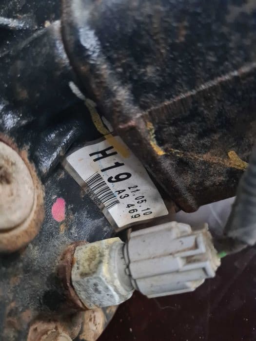 Toyota Hilux VIII 2.8 lift 21r most dyfer przód H19 A3.469 półoś