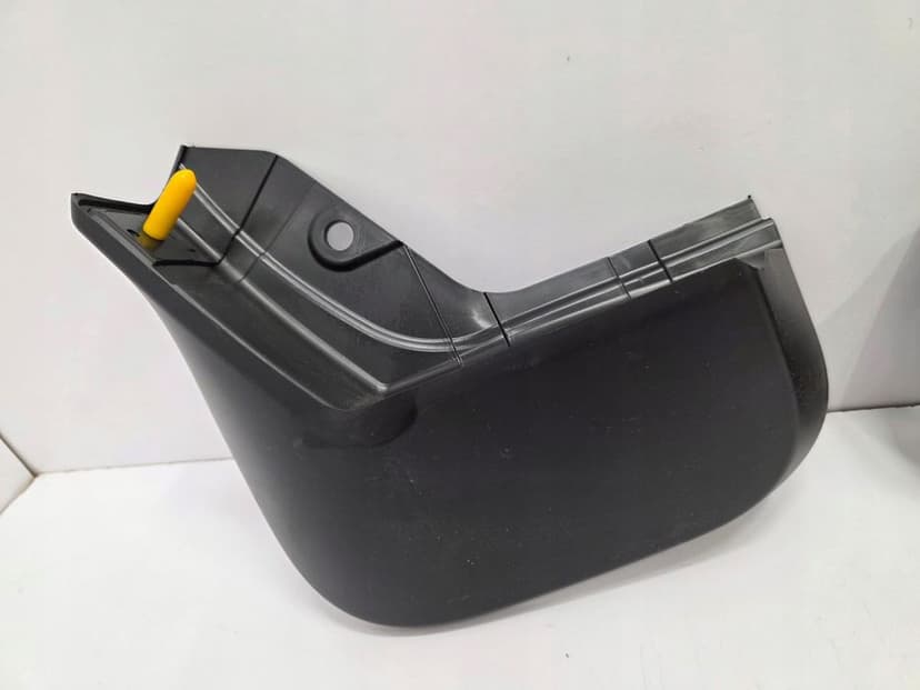 chlapacze tył land rover discovery sport l550 lift lk7m-16l585-ab 2020