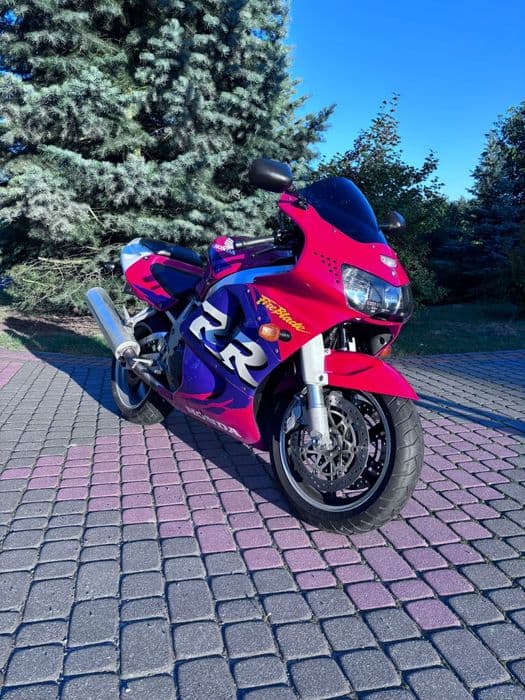 Honda CBR 900RR FireBlade