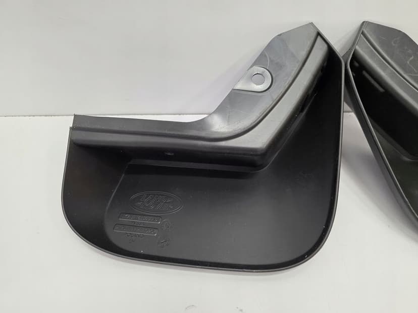 chlapacze tył land rover discovery sport l550 lift lk7m-16l585-ab 2020