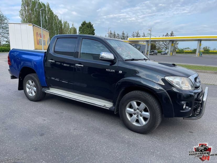 Paka Toyota Hilux, przestrzeń załadunkowa Toyota Hilux