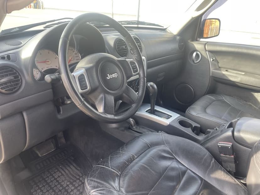 Jeep Cherokee III 2.8 CRD 150KM 4X4 zdrowy