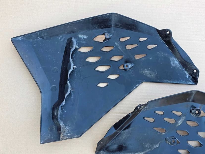 Osłony chłodnic przednie boczki KTM sx sxf exc 125 / 250 / 450 r.07-10