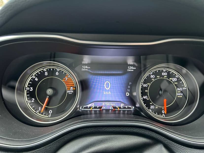 Jeep Cherokee 3.2 v6 272hp Automat 2019