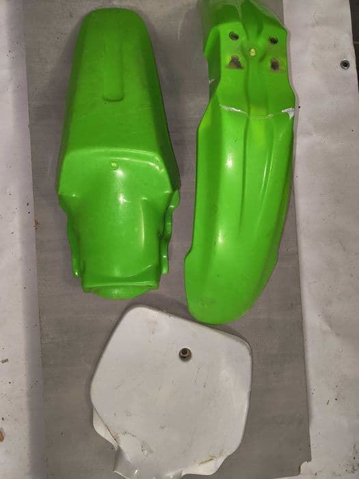 Kawasaki kx 80 85 chłodnica skrzynia pompa błotnik dekiel karter tryb