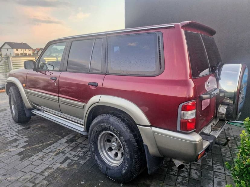 Nissan Patrol 3.0 D automat 4x4