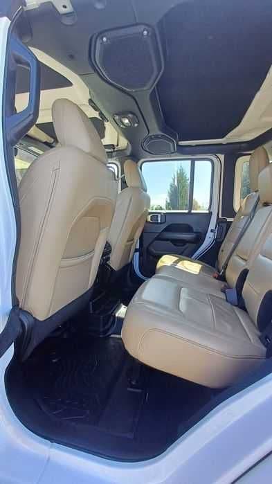 Jeep wrangler JL sahara 3.6l