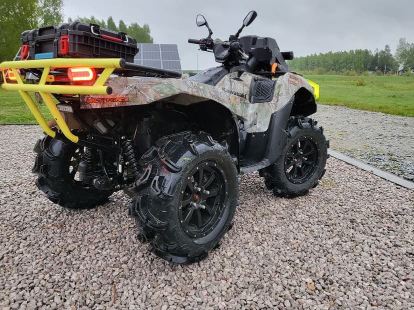 Brute Force 750i 2022r camo super stan