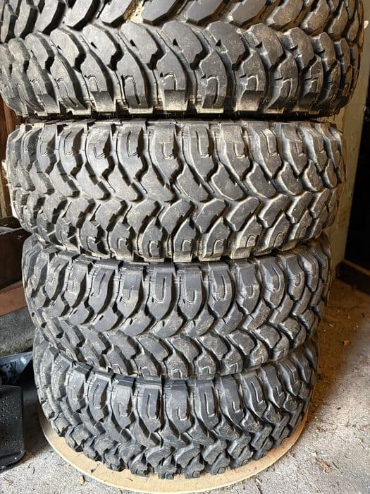 Kola suzuki samurai / 215/75r15 / piekny stan!!