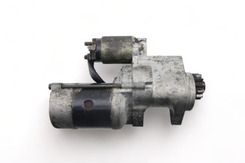 Rozrusznik NISSAN NAVARA D22 D40 2.5 D TD DCI 23300-VK500 YD25