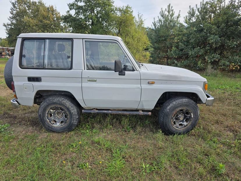 Toyota land criusej lj70