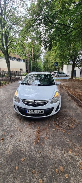 Opel Corsa 1.3 , 5 drzwi, lift, klimatyzacja 2013r