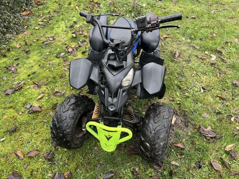 Quad 110 dobry stan