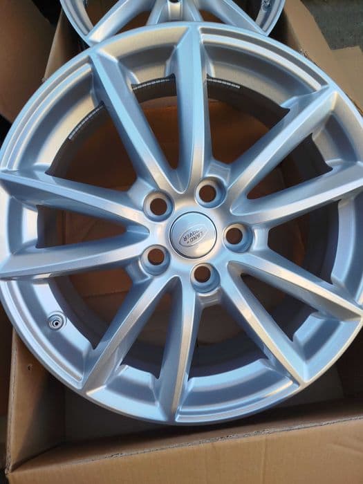 A445#Alufelgi Nowe 19" 5x120 et 44,5 Land Rover Discovery Sport Evoque