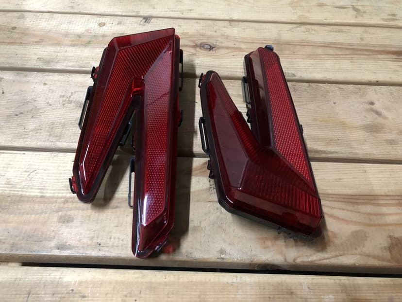 Can Am Maverick x3 Lampy Tył Lampa Lewa Prawa Tylna Komplet