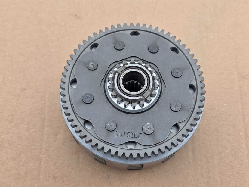 Kompletny kosz sprzęgłowy Yamaha YZ 125 r. 05-21 docisk / wewnętrzny