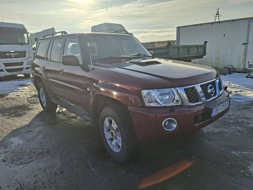 Nissan patrol gu4  automat