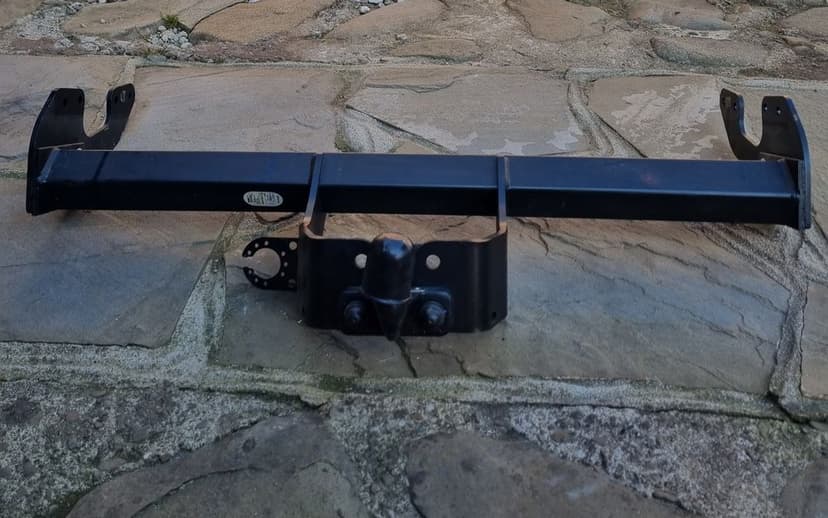 Hak holowniczy Toyota Hilux 2015+ ORYGINAŁ Brink PW960-0K006 140kg