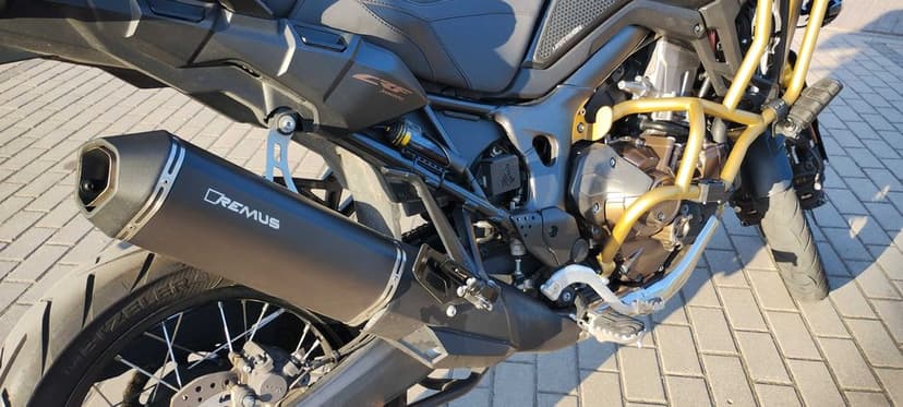 HONDA CRF1000L Africa Twin DCT 2018 FULL OPCJA ponad 30 dodatków