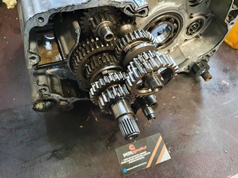 Gaznik Honda TRX 300 Części 350 Silnik Dyfer półoś Kartery Głowica wał