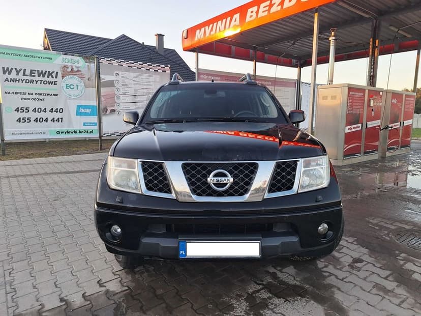 Nissan Navara 2.5 dCi 4x4 pickup