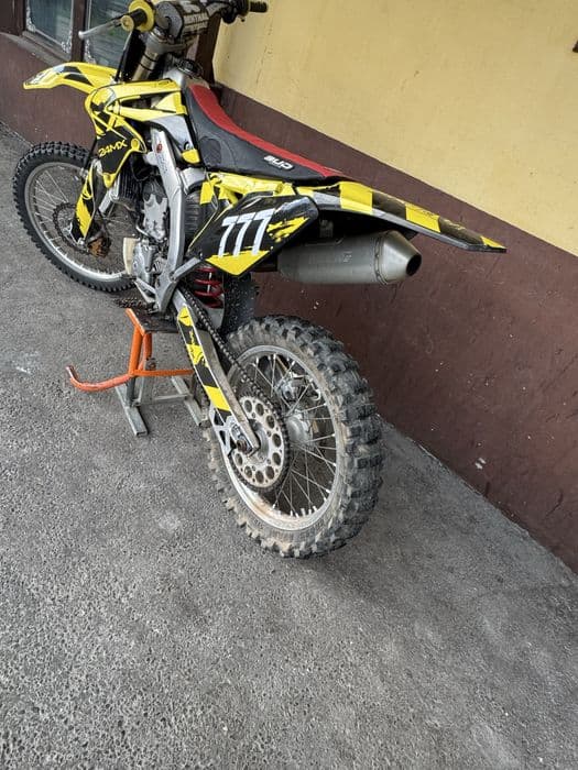 Suzuki rmz 250 wtrysk rok 2012