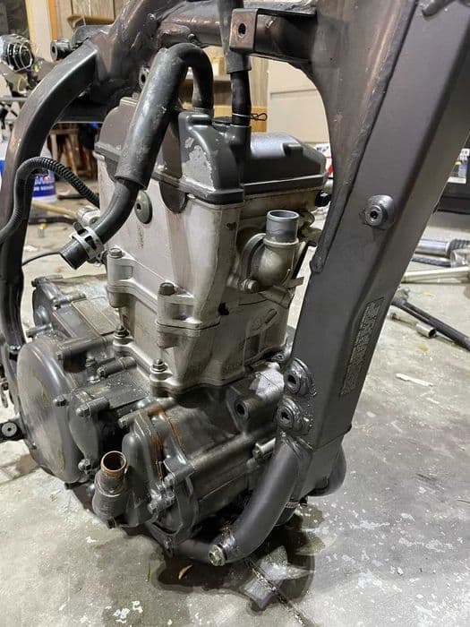 suzuki drz 400 kartery glowica walki stator magneto skrzynia wal kosz