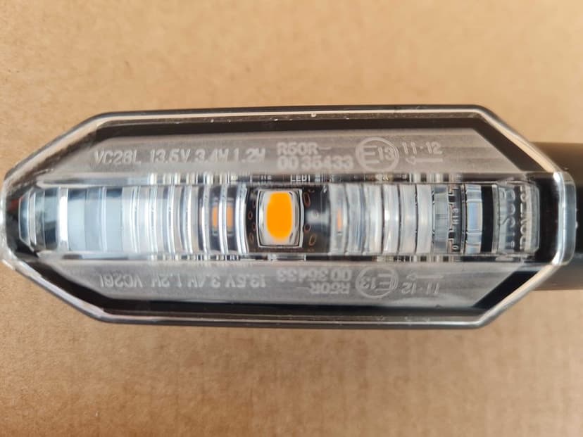 HONDA CRF 1100 AFRICA HONDA XL 750 Kierunkowskaz Przód Prawy OEM
