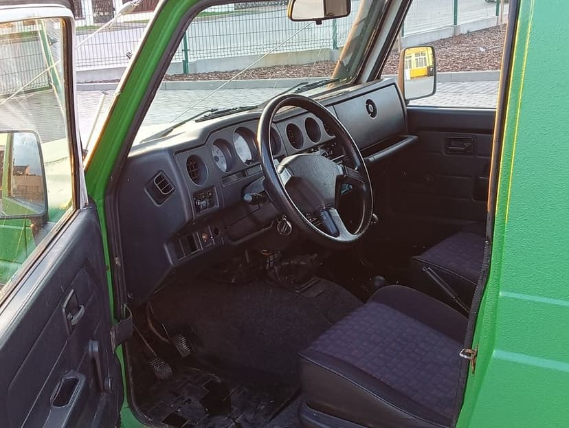 Suzuki Samurai Coily (wspomaganie+oryginalnie na sprężynie)