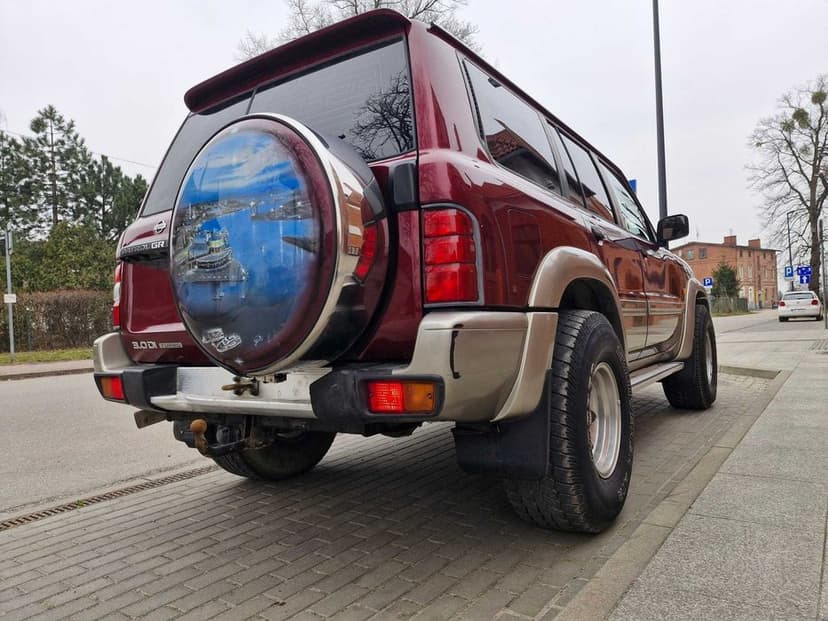 Nissan Patrol 3.0 D automat 4x4