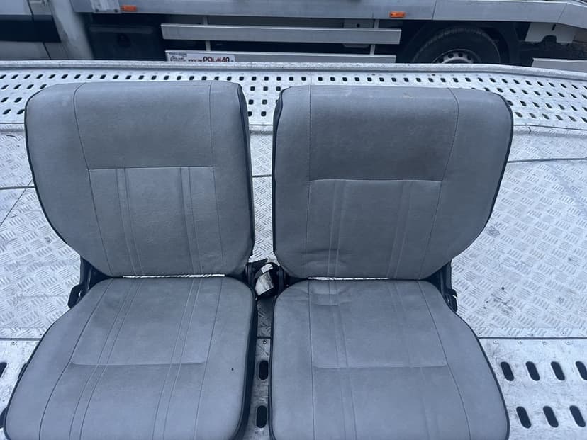 Suzuki samurai sj kanapa fotele tyl