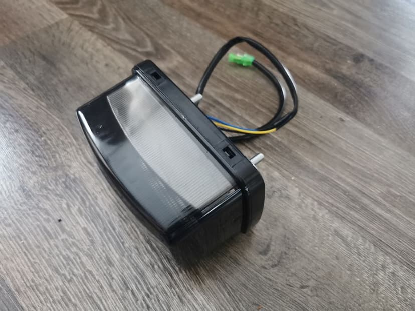 Yamaha grizzly 700 yfm lampa stopu tył led tylna banshee blaster