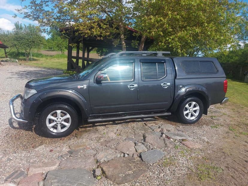 Nissan NAVARA D 40,Double Cab LE 2,5dci,skóra full opcja-4X4 Projekt
