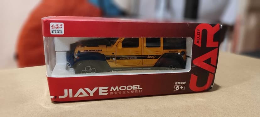 Jeep Wrangler Model 1:24 Hot Wheels zabawka dla chłopca NOWY