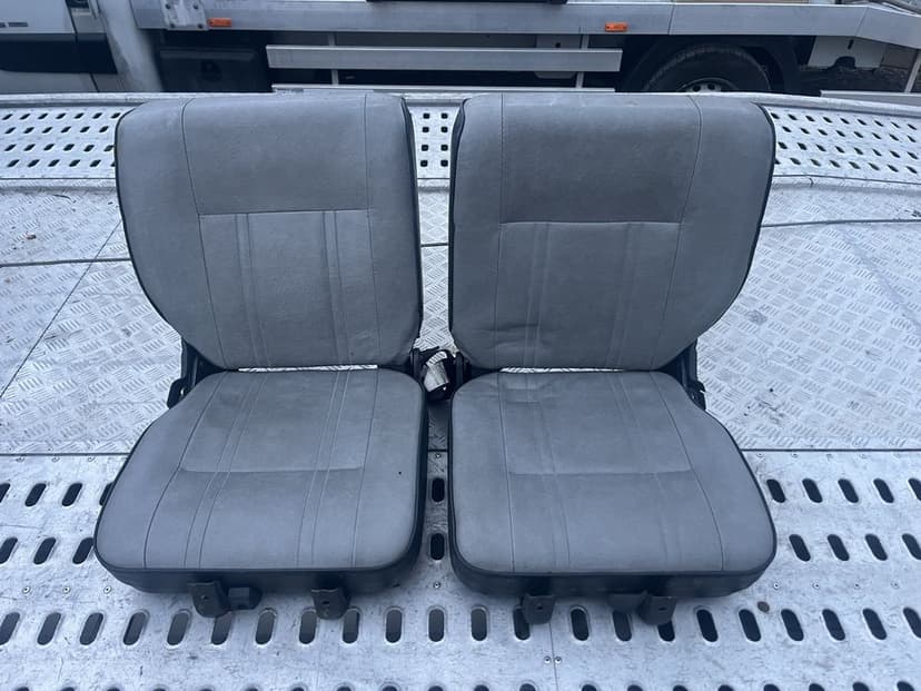 Suzuki samurai sj kanapa fotele tyl
