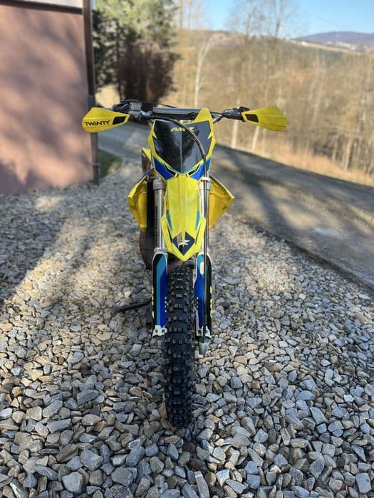 Suzuki rm 125 restyle ( 250 300 sx cr yz kx tc )
