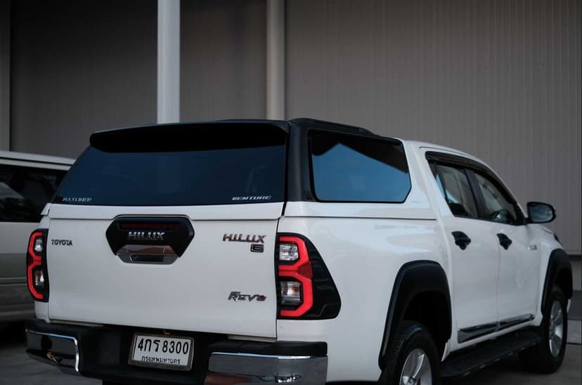 Zabudowa paki PREMIUM 4x4 HARDTOP Venture - TOYOTA HILUX 2015+ / 2021+