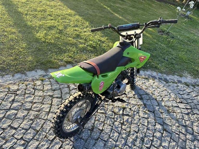 Kawasaki klx 110 pitbike