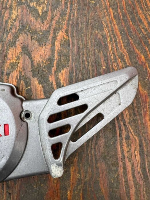 pokrywa magneta dekiel Suzuki rm 85 r 02-23 sprawna