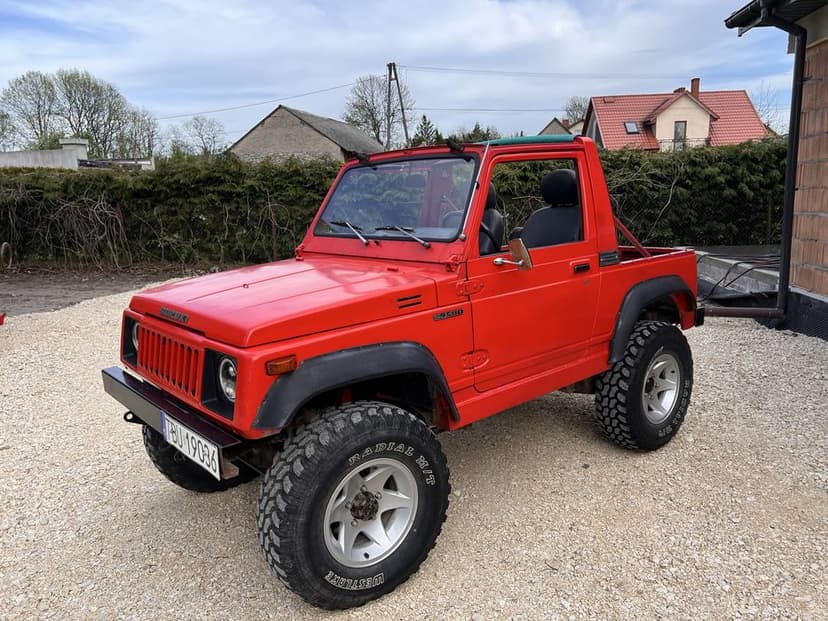 Suzuki samurai na sprezynach wspomaganie