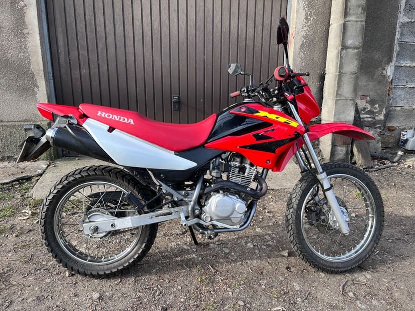Motocykl Honda xr125