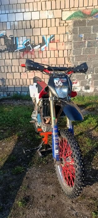 Cross  Husqvarna