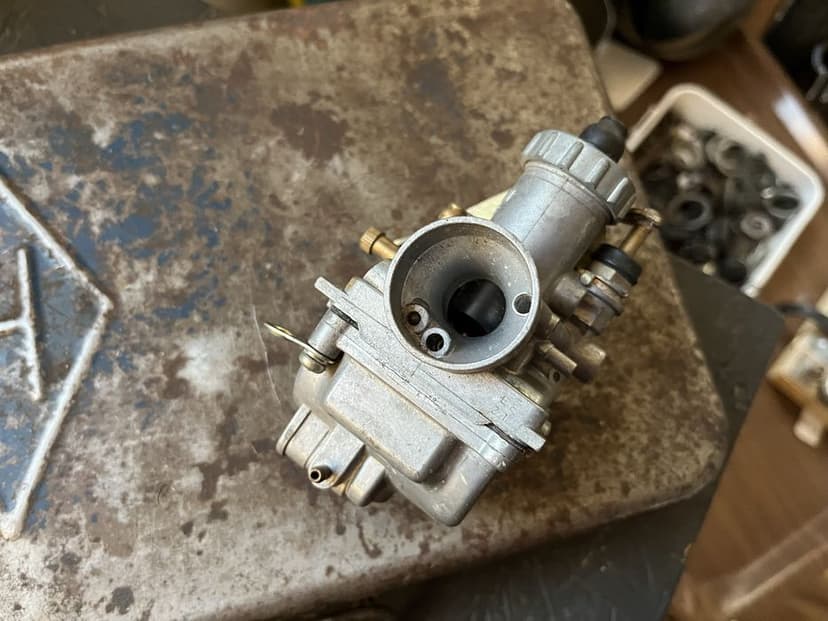 Gaznik Mikuni 136B Suzuki RM85 CR YZ RM 2T kompletny oryginal
