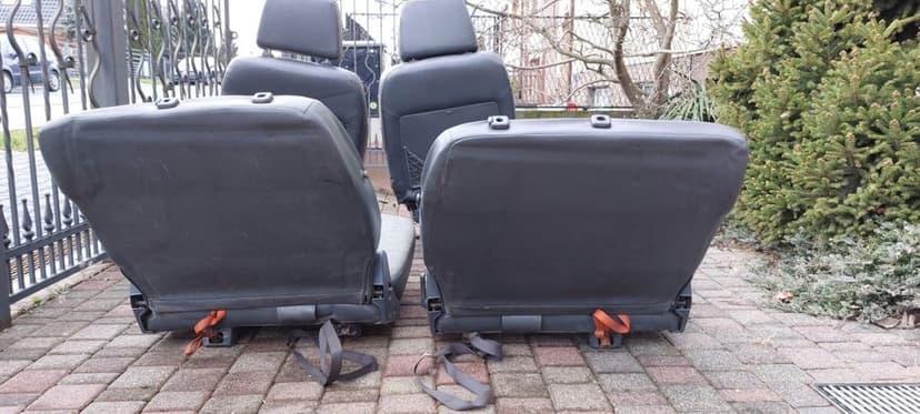 Fotele nissan patrol y60