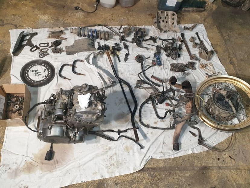 Czesci honda xr xl 650 silnik osprzęt kolo tył