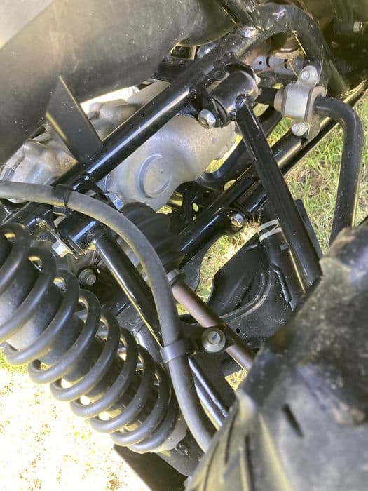 Yamaha grizzly 550 salonowa 2200km od nowosci