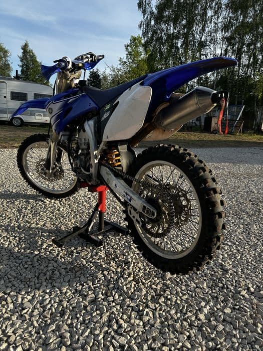 Sprzedam w pełni sprawny motocykl Yamaha YZ450f 2008r.